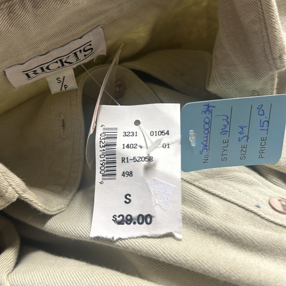 Ricki’s - Picture 4 of 4